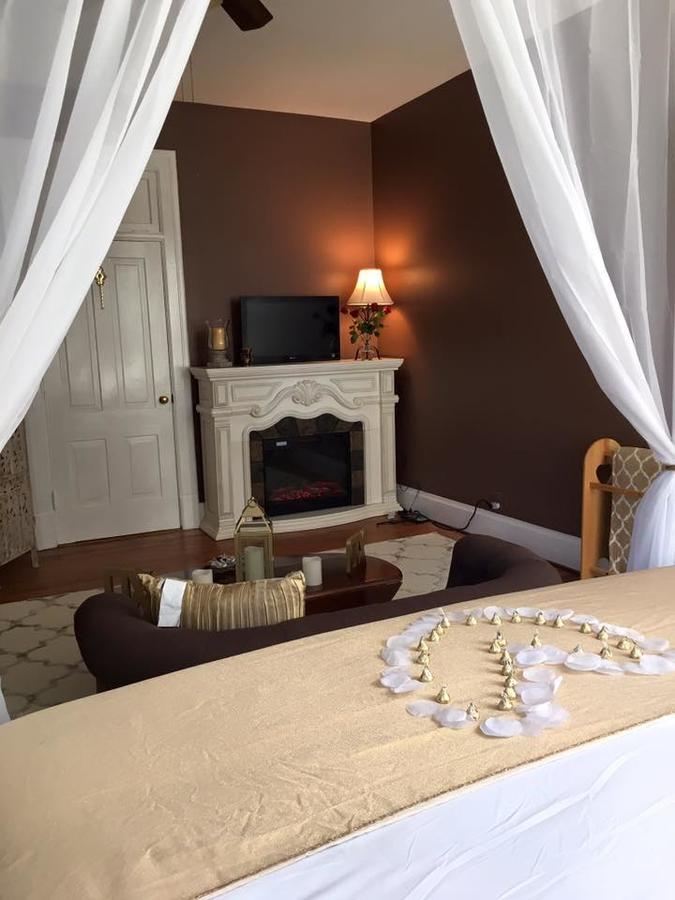 Winridge Manor Bed And Breakfast Madison Heights Zewnętrze zdjęcie
